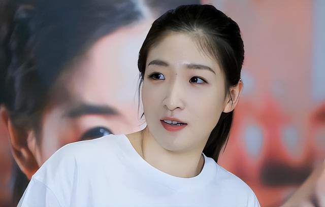 亚洲人成网男女大片在线播放