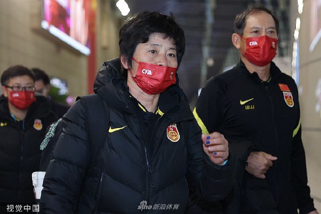 两攻一受双龙69调教h